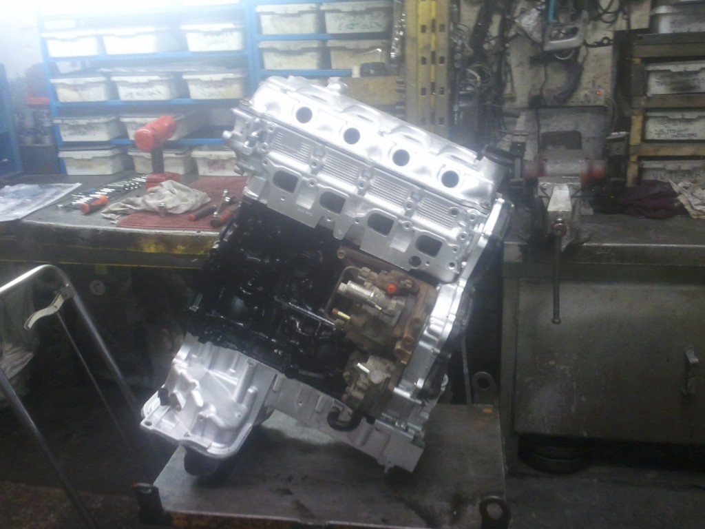 2.5 DCI Engine