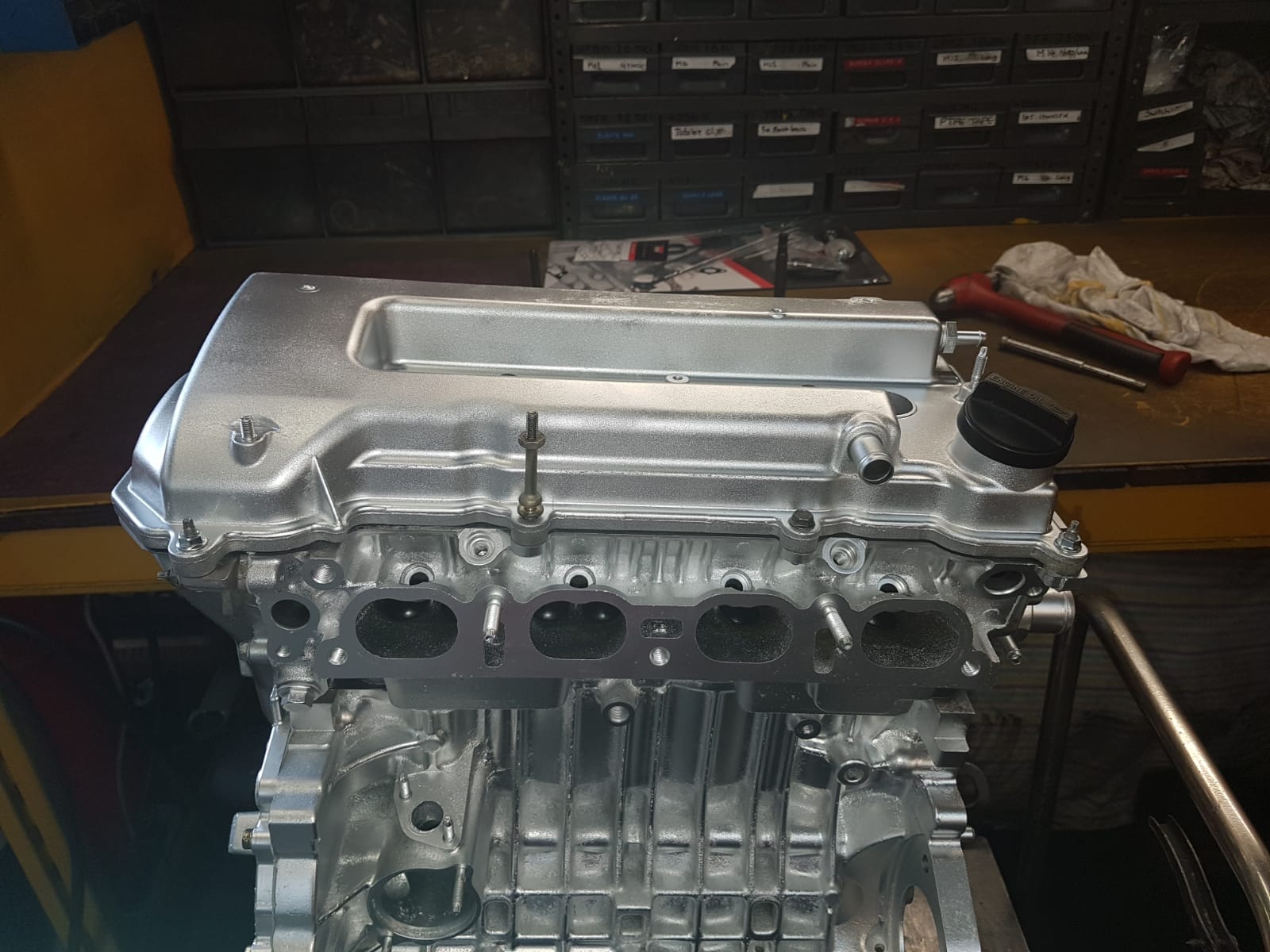 Toyota Avensis 1.8 VVTI 1ZZ.FE 20032009 Remanufactured Engine Hayes Engines 4x4 LTD Toyota Avensis 1.8 VVTI 1ZZ.FE 20032009 Remanufactured Engine Hayes Engines 4x4 LTD